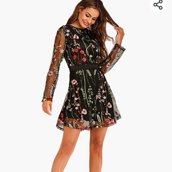 COPY - Embroidered midi dress - Picture 4 of 5